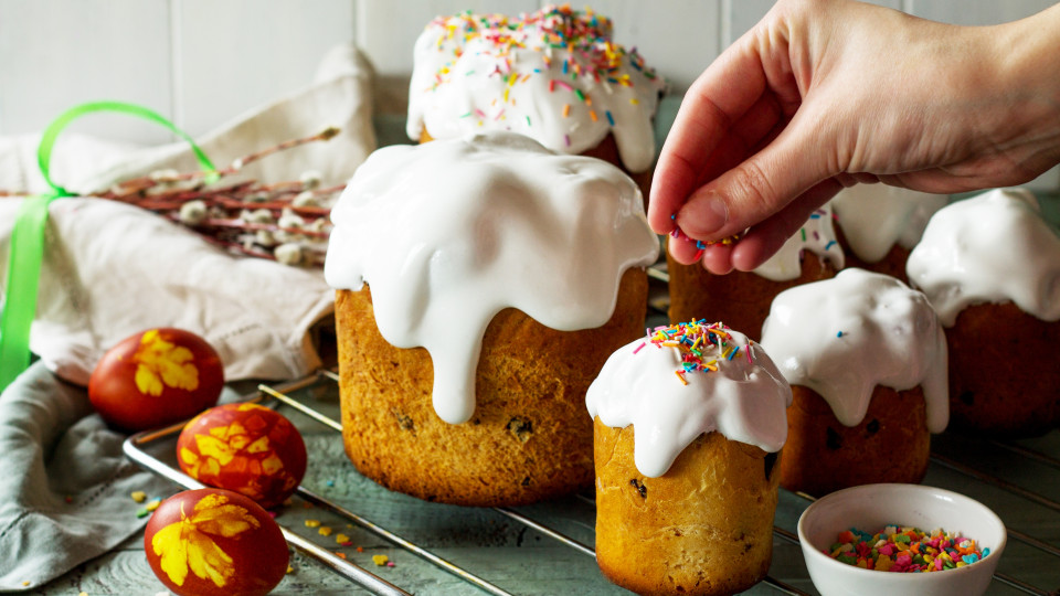 Чим прикрасити паски: ефектні ідеї від Євгена Клопотенка 