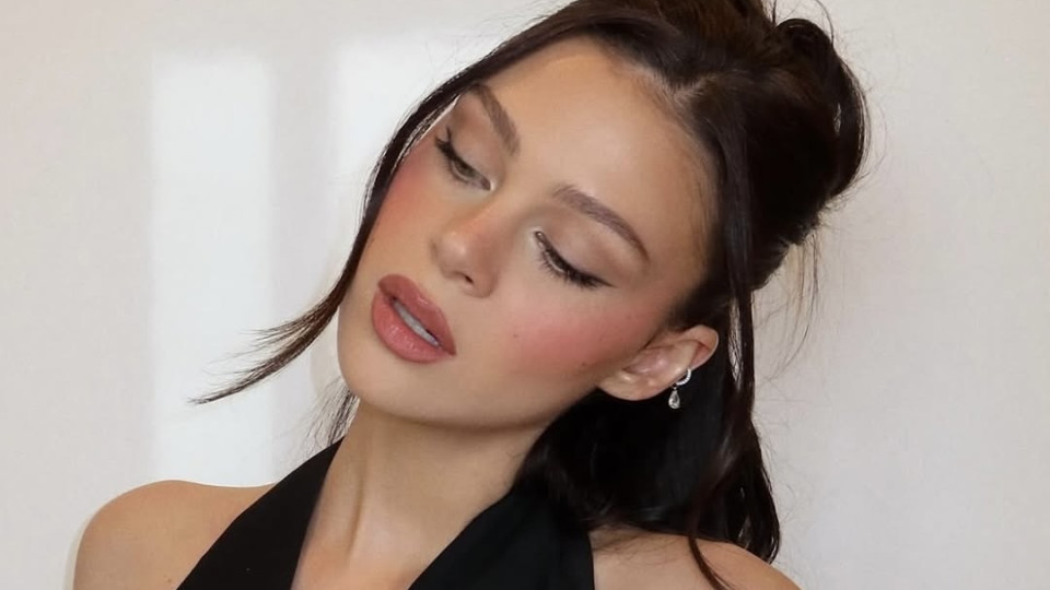 Lip blush — трендова техніка макіяжу, що створює м’який ефект блюру