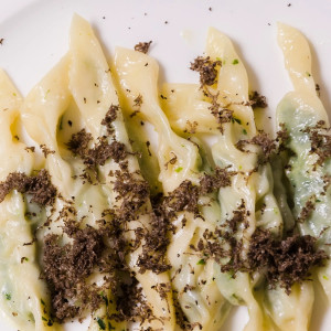 Паста з рикотою та шпинатом: улюблений рецепт Джорджо Армані, який захочеш спробувати і ти