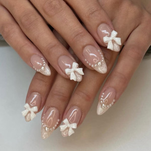 8 головних nail-трендів весни й літа 2025 року: найгарячіші ідеї манікюру