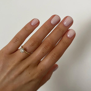 BB cream nails — ніжний манікюр, який ми носитимемо у 2025 році