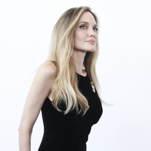 Анджеліна Джолі розповіла про візит до України у своєму Instagram