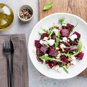 3 рецепти небанальних салатів з буряком, які стануть твоїми улюбленими