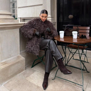 Штани та чоботи: 9 практичних поєднань від досвідчених модниць