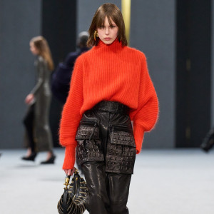 5 подіумних моделей светрів, що варті місця у твоїй шафі