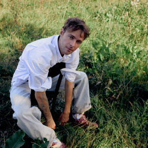 «Мій ідеальний день»: Макс Барських показав, що відбувалося за кадром зйомок нового мініальбому «Місто дощів»