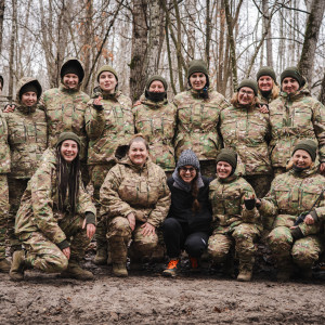 «Моє Рідне Різдво»: ГО «Землячки» збирають 10 мільйонів гривень на пошиття зимової форми для захисниць 