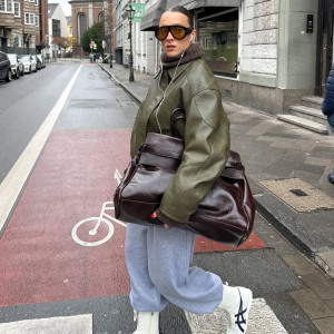 Ці сумки ідеально поєднуються із зимовим верхнім одягом