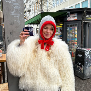 Які головні убори носять найвідоміші фешн-інфлюенсерки взимку 2026 року