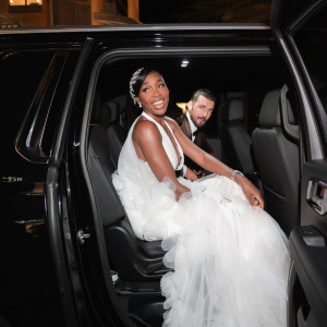 Тенісистка Вінус Вільямс вийшла заміж у сукні від українського бренду Тенісистка Вінус Вільямс вийшла заміж у сукні від українського бренду