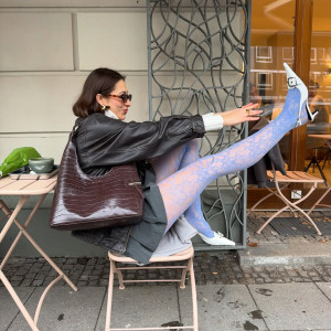 Ці кольорові колготи — справжній Insta-хіт серед модних інфлюенсерок