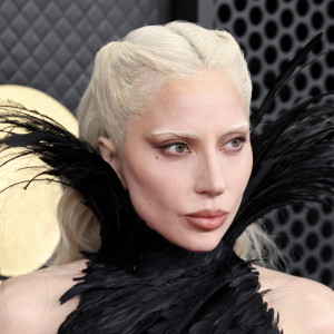 Найефектніші beauty-образи знаменитостей із церемонії «Ґреммі-2026»