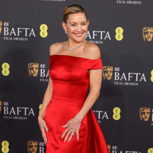 10 найкрасивіших зіркових образів церемонії BAFTA 2026