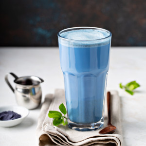 Синій чай анчан: розповідаємо про головний б’юті-напій Таїланду і ділимося найсмачнішим рецептом