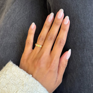 Манікюр у стилі quiet luxury: вишукані ідеї на весну-2026