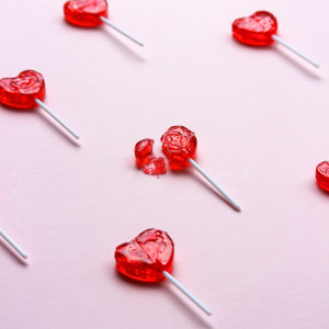 6 ознак того, що партнер хоче завершити стосунки (не говорячи про це!) — і як подбати про себе в такій ситуації