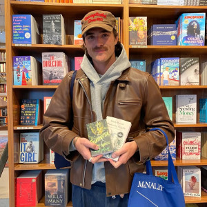 Дженна Ортега, Тімоті Шаламе та Джейкоб Елорді: 5 книжкових рекомендацій від найпопулярніших молодих акторів Голлівуду