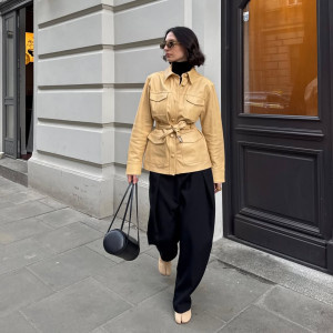 На заміну пальтам: 5 трендових варіантів короткого верхнього одягу для весни-2026