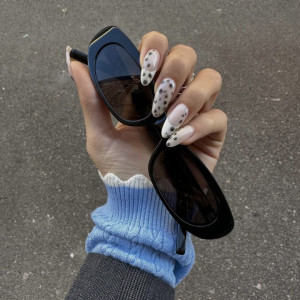 Далматиновий манікюр — один з найяскравіших трендів весни і літа — 2026