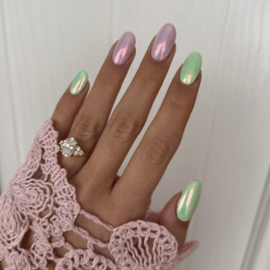 Strawberry matcha nails — «найінстаграмніший» тренд весни і літа — 2026