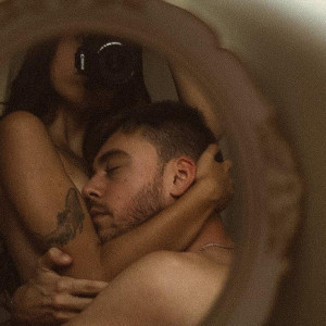 7 гарячих поз, які урізноманітнять ваше сексуальне життя