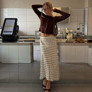 Ця спідниця — головний весняний хіт, що вже заполонив Instagram