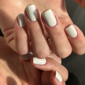 Чому виникає відчуття печіння під час манікюру — і як цьому зарадити 