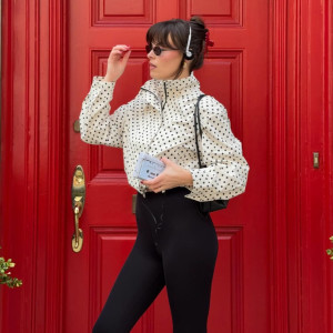 З чим поєднувати вірусний гороховий принт цієї весни