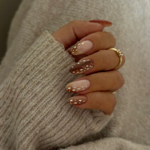 Bambi nails — головний тренд манікюру осені-2026